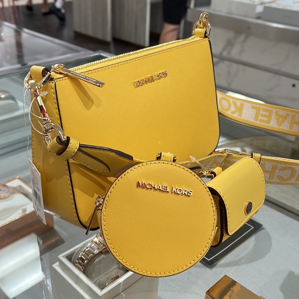 MICHAEL KORS JET SET TRAVEL SMALL SHOULDER CROSSBODY BAG WITH TECH ATTCH AIRPOD - Picture 2 of 16